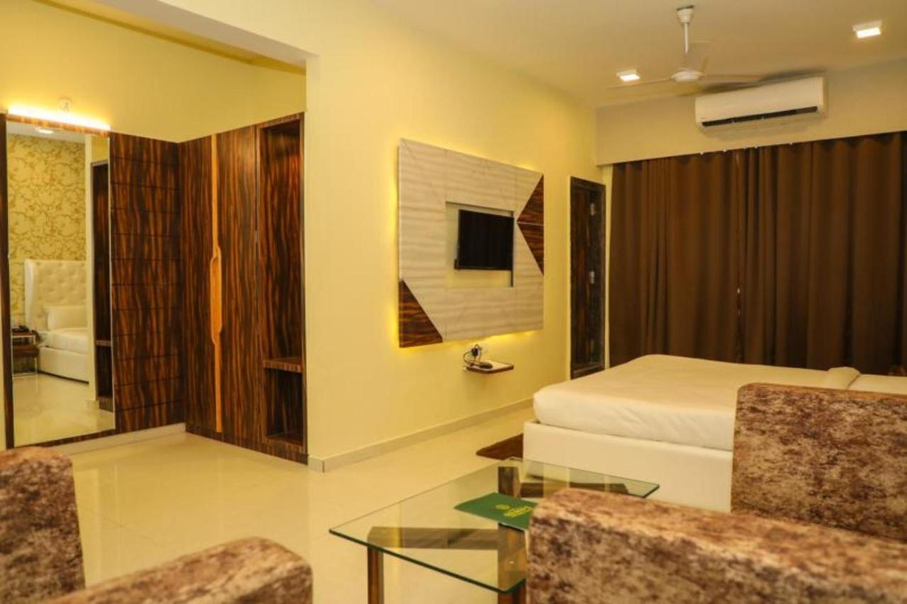 Hotel Golden - I Raipur  Luaran gambar